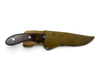 Fixed Blade Hunting Knife w Sheath