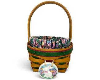 Small 1999 Longaberger Easter Basket