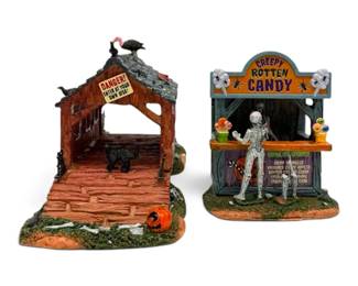 Lemax Spooky Town Creepy Covered Bridge Rotten Candy Stand Figurines