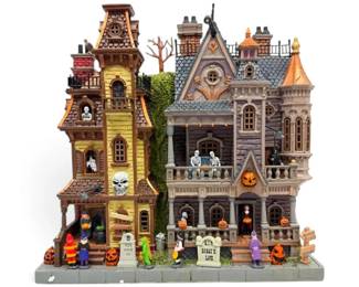 Lemax Spooky Town Haunted Estates Figurine