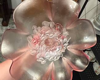 Mikasa Rosella Pink Frosted Glass Footed Bowl