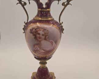 007 Antique Meissen Portrait Porcelain Urn