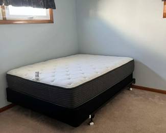 Beauty Rest Queen Bed