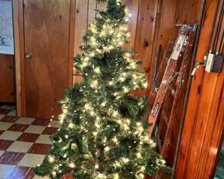 6ft Christmas Tree