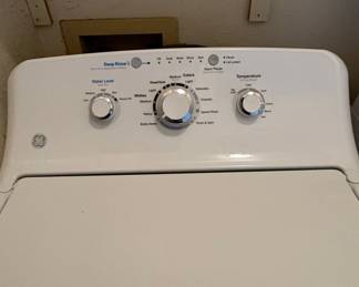 GE 4.2 cu. ft. Capacity Top Load Washer with Deep Rinse