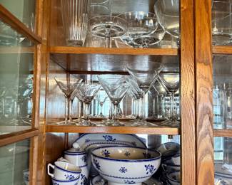 Spode, martini glasses, clear glass footed bowls, vases
