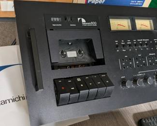 Nakamichi 600 cassette console