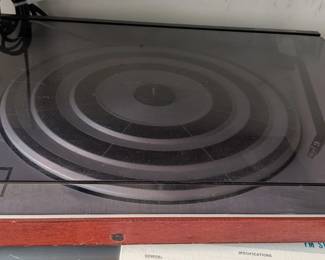 Bang &Olufson Turntable w/owner's Guide