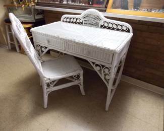 White wicker desk & chair on discount