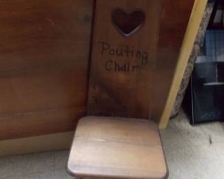 Pouting chair