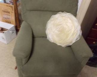 Lazy boy smaller recliner great for small spaces