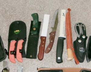 KNIVES