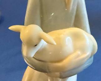 Lladro Girl with Lamb Retired 