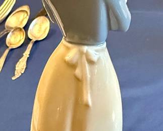 Lladro Girl with Lamb Retired 