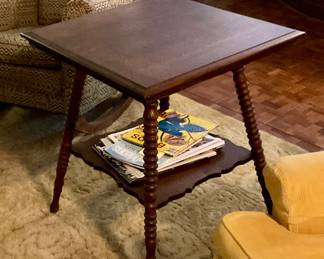 Spool table