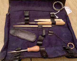 Grooming tools