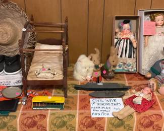 Dolls and doll bed
