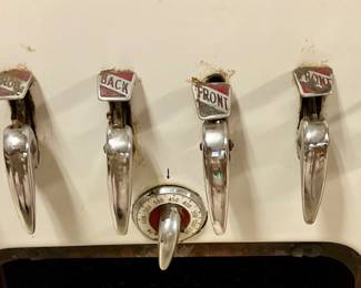 Controls on chamber stove
