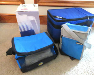 Lot 49: Blue Tote Coolers Insulated Pitcher