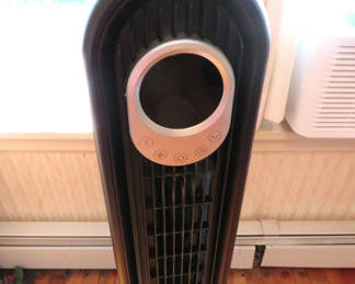 Lot 145: Dreo Tower Fan 1 of 2