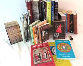 Lot 71: Collection of Buddhist and Spiritual Books
