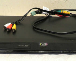 Lot 93: Sony BDP-S580 Blu-Ray DVD Player with Remote