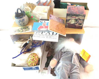 Lot 192: Assorted Gift Ware