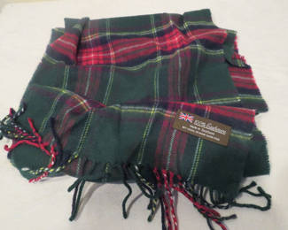 Lot 111: Green and Red Plaid Cashmere Fringed Scarf Scotland
