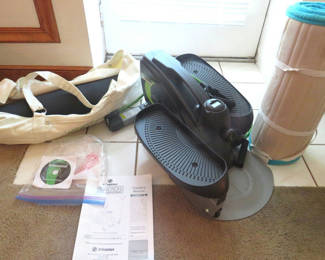 Lot 97: Stamina InMotion E3000 Compact Strider with yoga mats