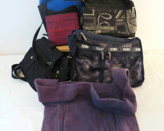 Lot 148: Casual Purses and Bags Sportsac