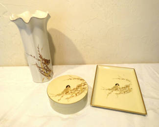 Lot 102: Vintage Otagiri Collection Vase Laquerware Coasters and tray