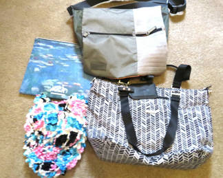 Lot 57: Esprit bags and accessories collection