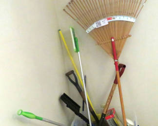 Lot 108: Garden tools and watering supplies in plastic bin