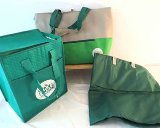 Lot 77: Whole Foods Market reusable shopping bags set
