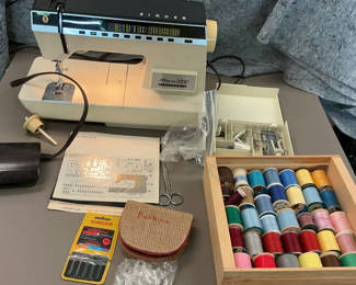 Lot 131: Singer Athena 2000 Sewing Machine 1975