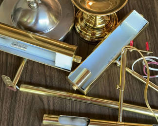 Lot 187: Lamp And Lamp Parts