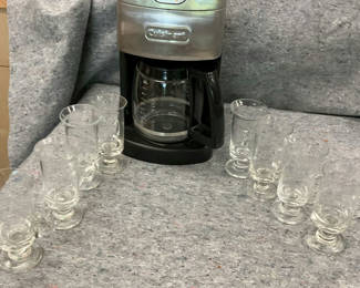 Lot 22: Cuisinart coffee maker and 8 Irish Coffee mugs