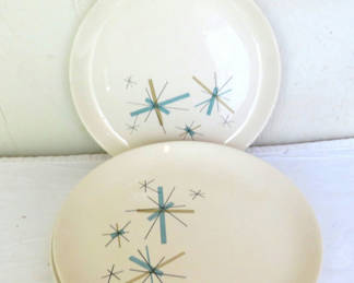Lot 81: 7 Vintage MCM Salem North Star plates