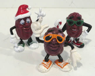 Lot 136: Trio of Vintage California Raisin Figures 