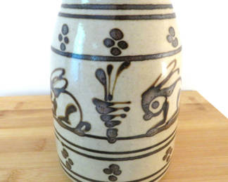Lot 185: Cornish Hill Goji Milner Rabbit Pottery Vase