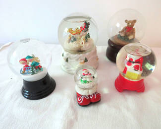 Lot 126: Christmas Globe Lot with 2 Musical Globes, 1 Missing Water