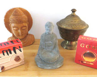 Lot 162: Buddhist Zen Themed Objects