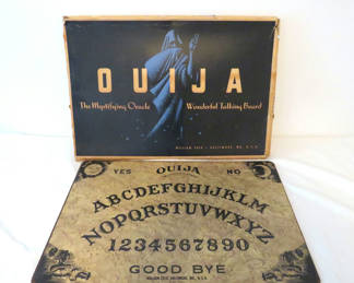 Lot 128: Vintage Ouija Talking Board Game