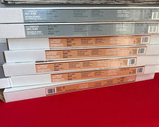 Lot 50: Cordless vinyl window blinds (light-filtering