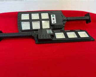 Lot 12: Dual-panel LED flood light