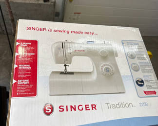 Lot 142: Singer Tradition sewing machine box (model 2259)