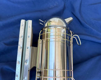 Lot 133: Bee Hive Smoker