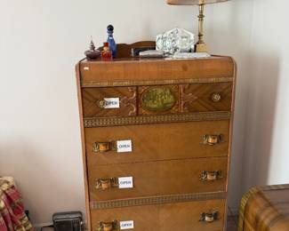Wooden Dressers, Decorative Lamps
