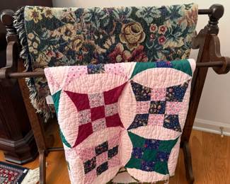 Quilt Rack, Quilts
