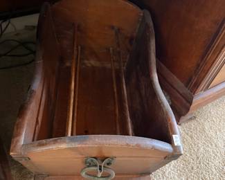 Vtg Magazine Rack